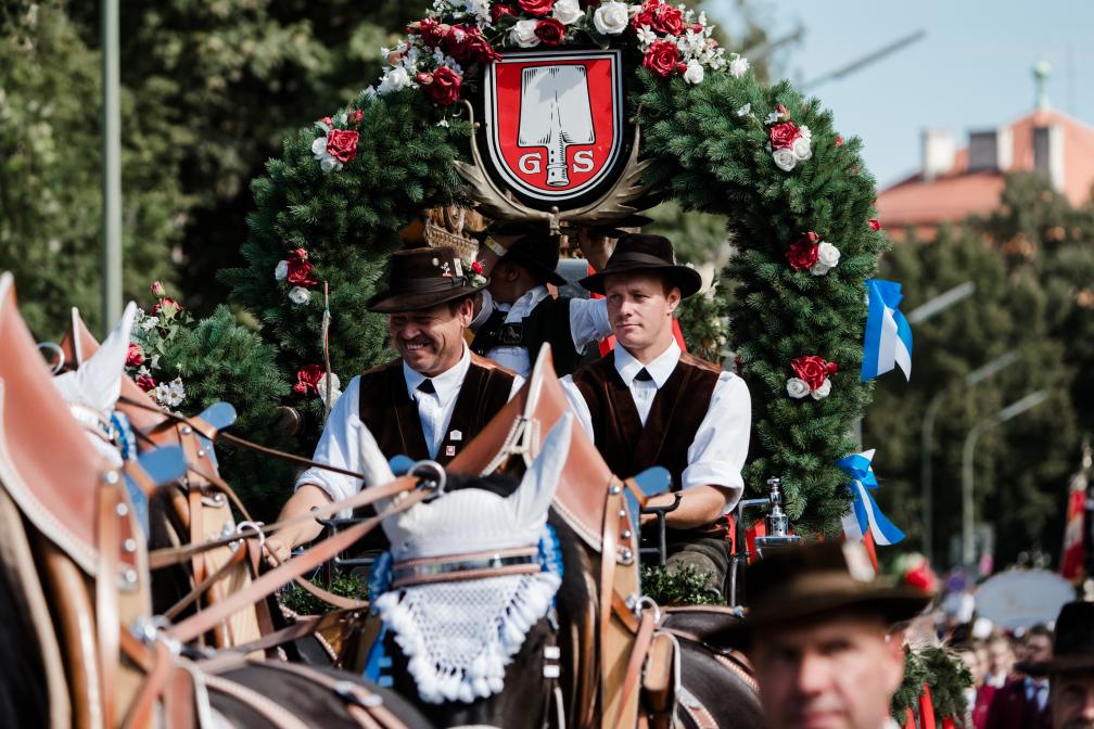 Parade Of The Oktoberfest Landlords And Breweries 2024 - Oktoberfest.de