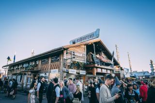 Kalbsbraterei auf dem Oktoberfest