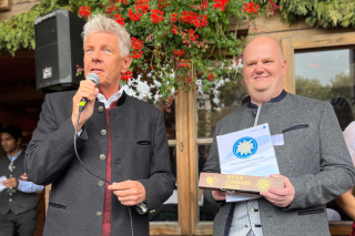 Oberbürgermeister Dieter Reiter Wiesn-Courage-Preisträger Joerg „JT“ K.